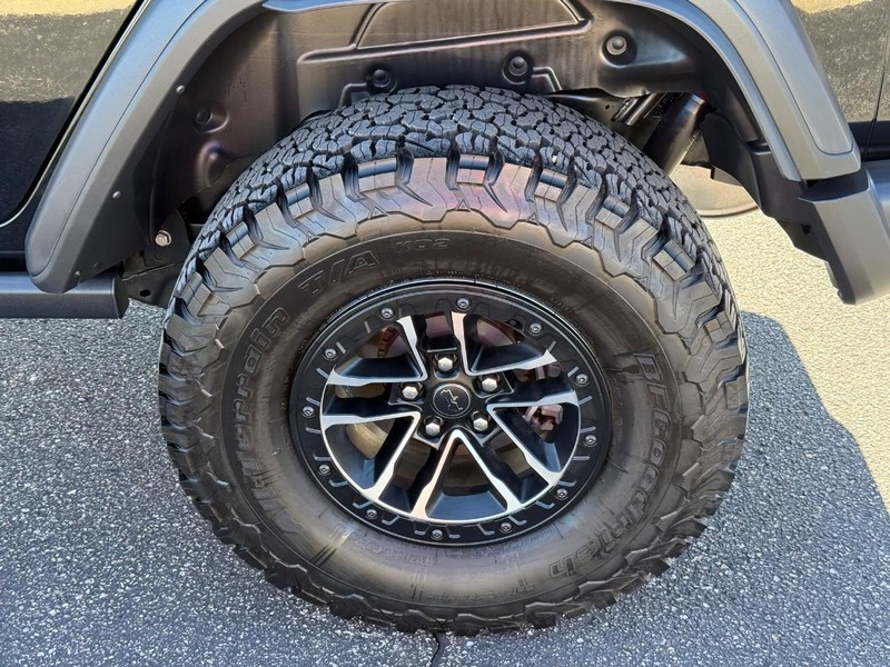 Jeep Wrangler Vehicle Image 06