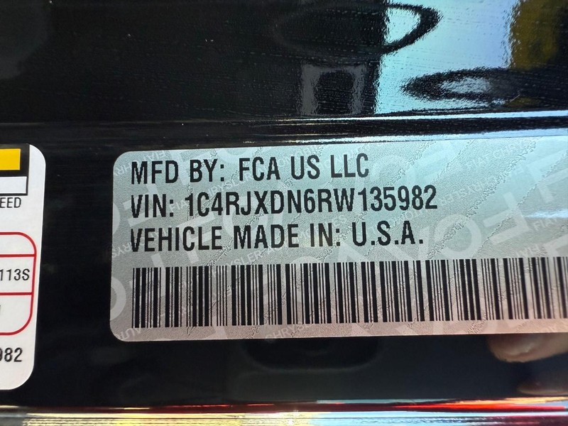 Jeep Wrangler Vehicle Image 26