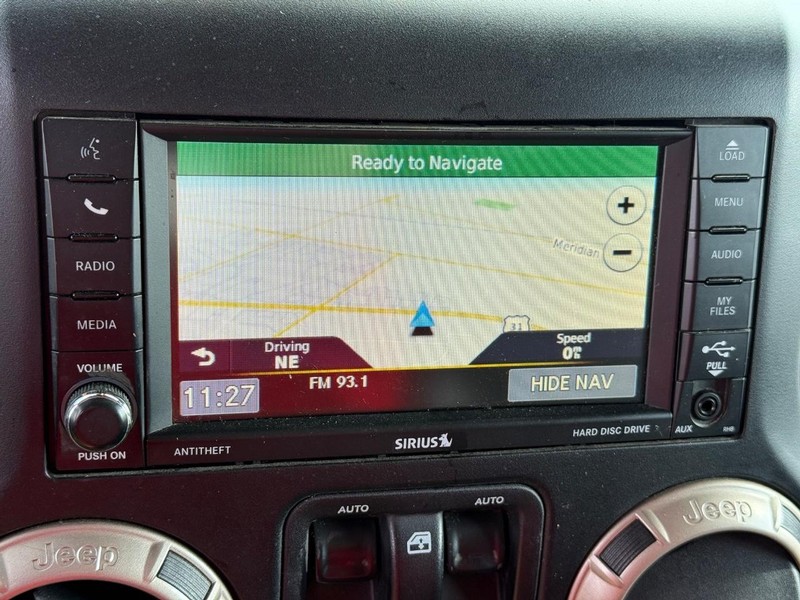 Jeep Wrangler Vehicle Image 15