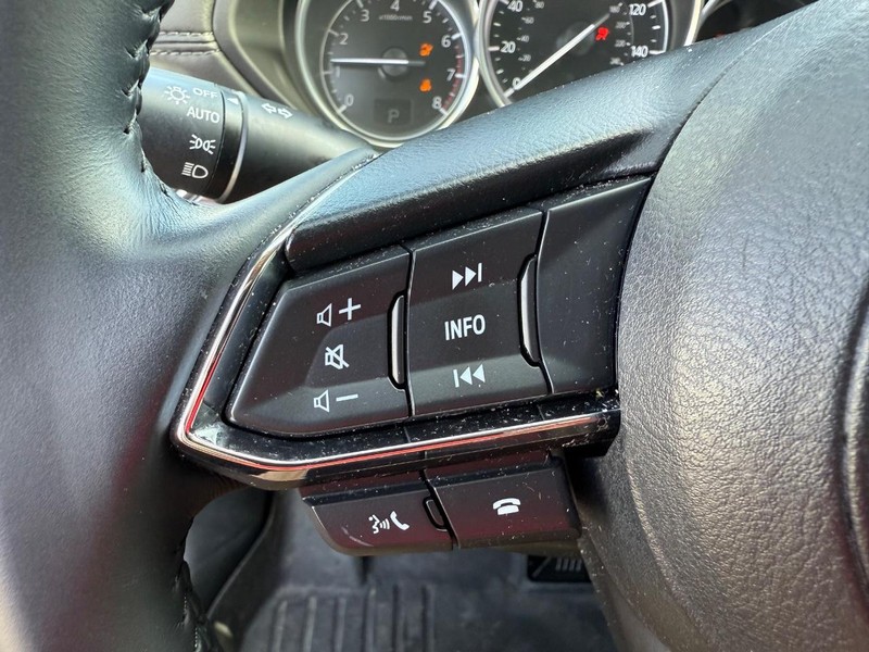 Mazda CX-5 Vehicle Image 15