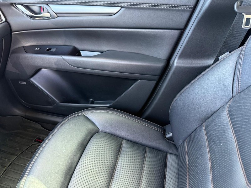 Mazda CX-5 Vehicle Image 23