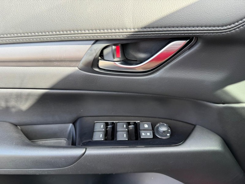 Mazda CX-5 Vehicle Image 27