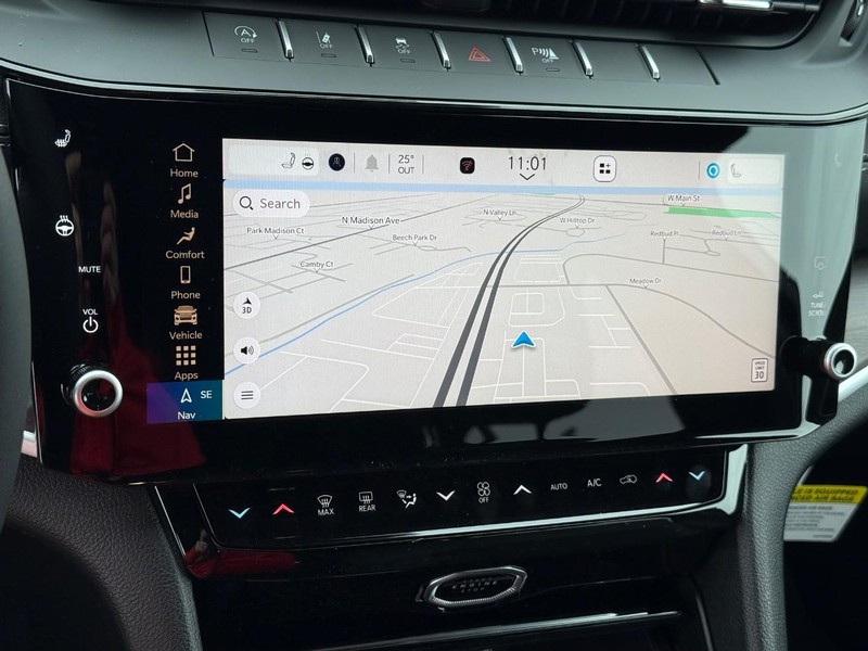 Jeep Grand Cherokee Vehicle Image 11