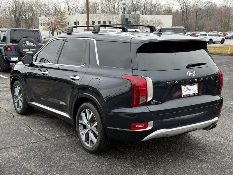 Hyundai Palisade Vehicle Full-screen Gallery Image 05