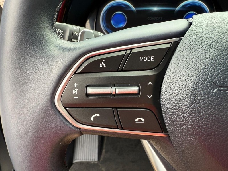 Hyundai Palisade Vehicle Full-screen Gallery Image 16