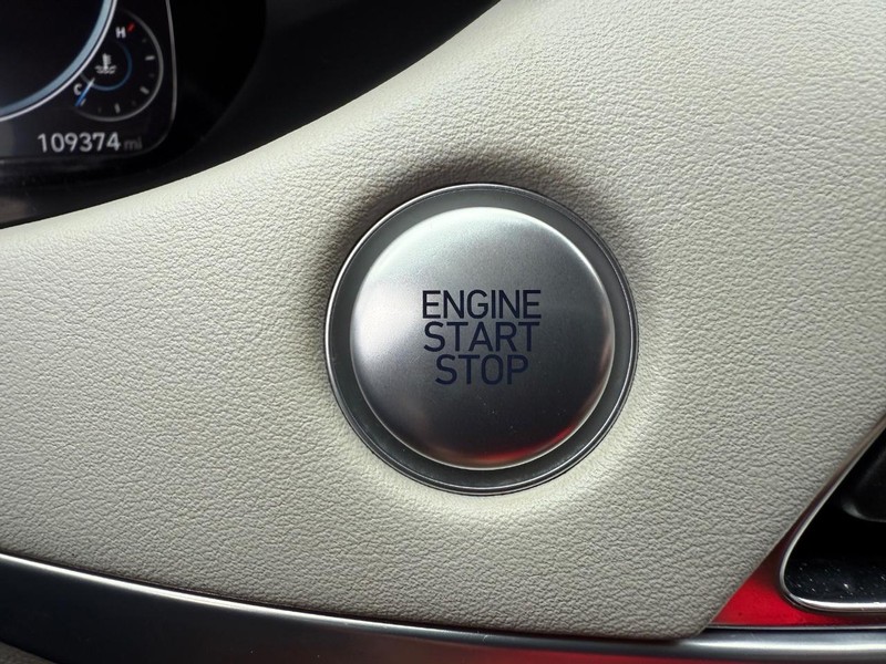 Hyundai Palisade Vehicle Full-screen Gallery Image 18