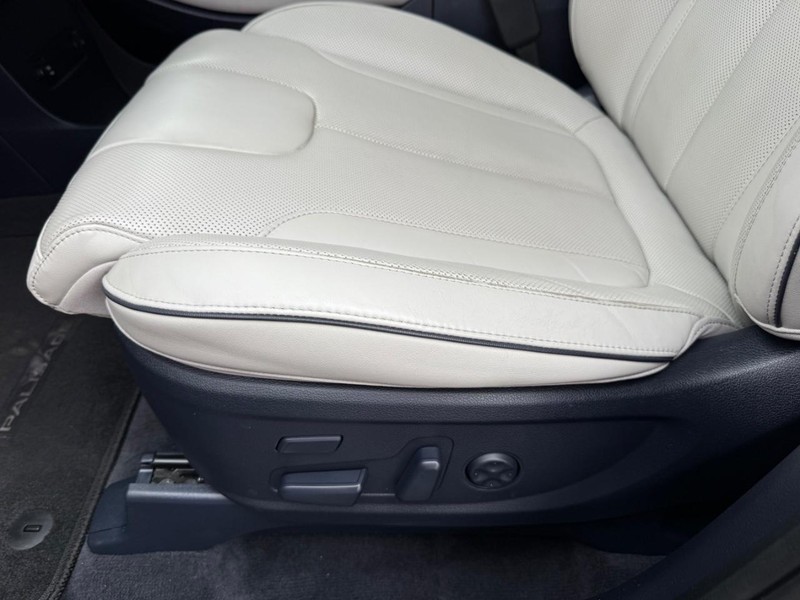 Hyundai Palisade Vehicle Full-screen Gallery Image 29