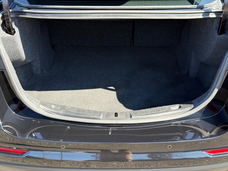 Ford Fusion Vehicle Image 07