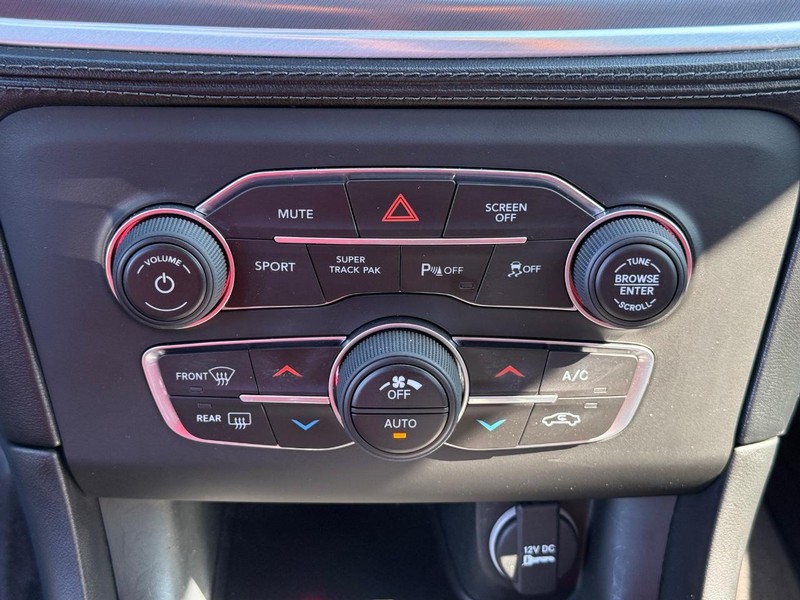 Dodge Charger Vehicle Image 18