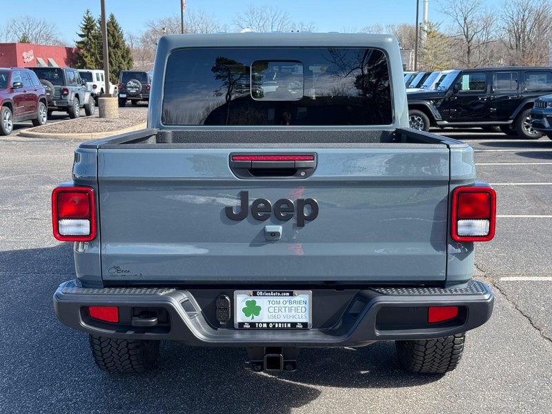 Jeep Gladiator Vehicle Image 04
