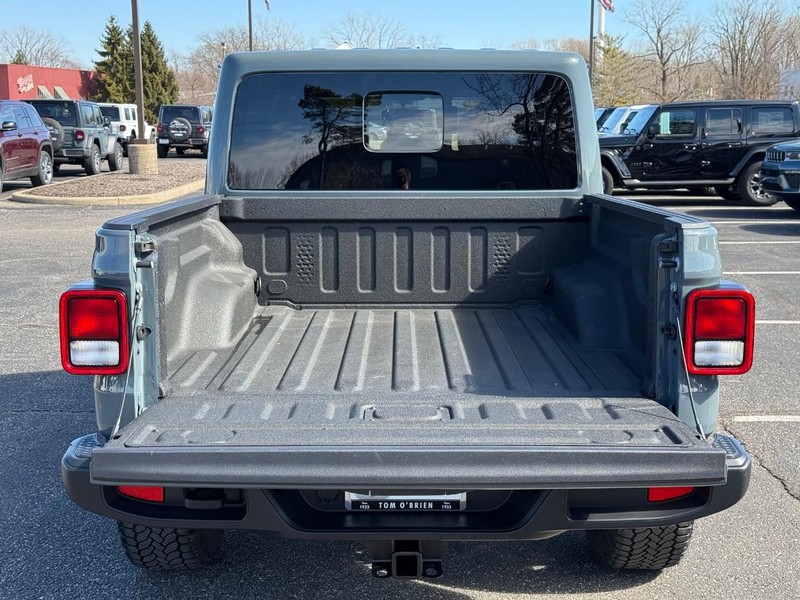 Jeep Gladiator Vehicle Image 07