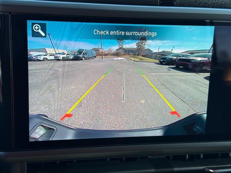 Jeep Gladiator Vehicle Image 17