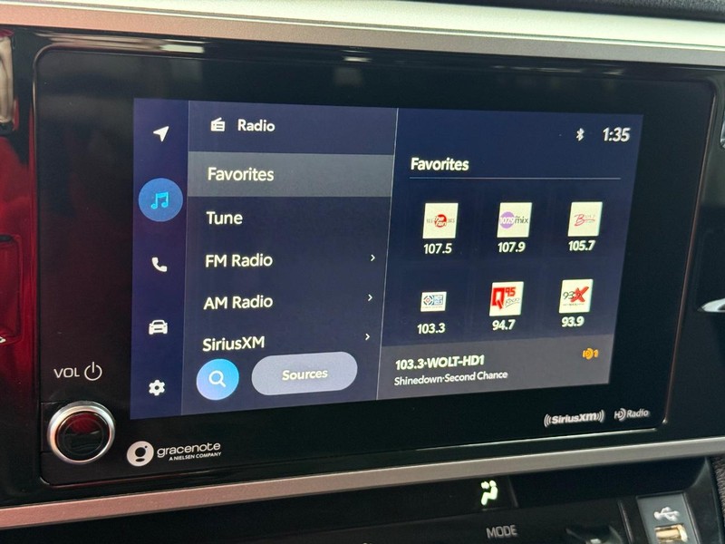 Toyota Tundra 4WD Vehicle Image 16