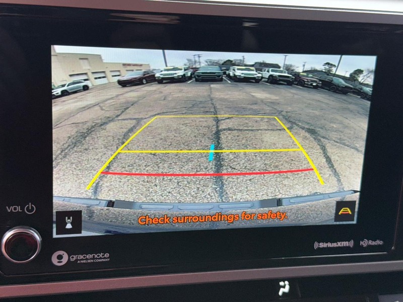 Toyota Tundra 4WD Vehicle Image 17