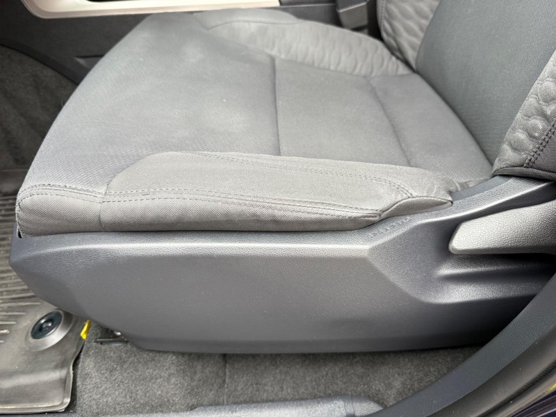 Toyota Tundra 4WD Vehicle Image 24