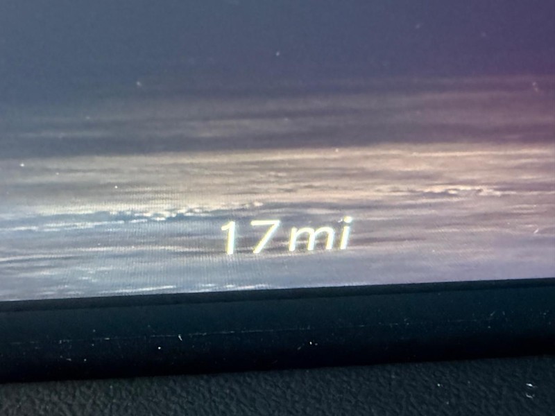 Jeep Grand Wagoneer L Vehicle Image 16