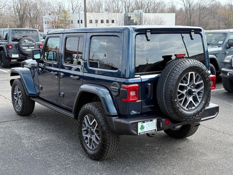 Jeep Wrangler Vehicle Image 05