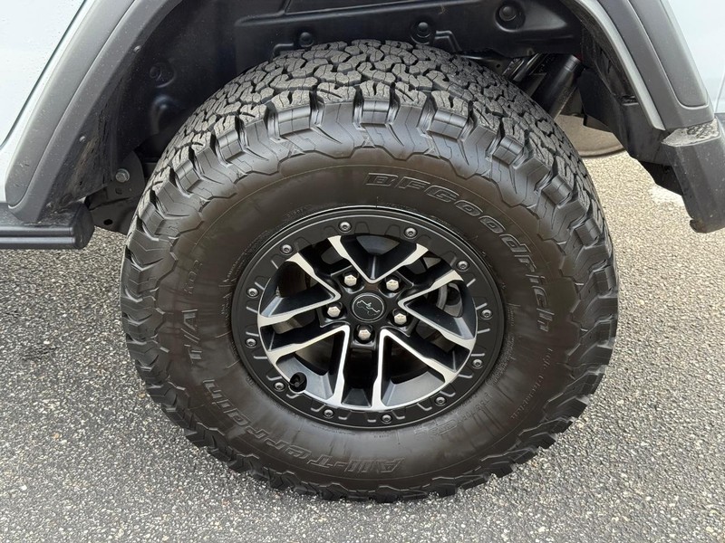 Jeep Wrangler Vehicle Image 06