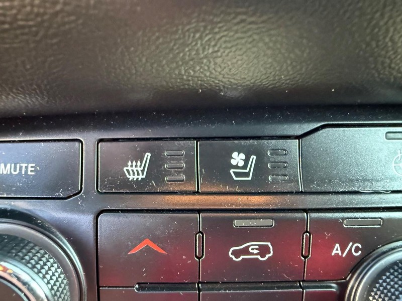 Dodge Durango Vehicle Image 19