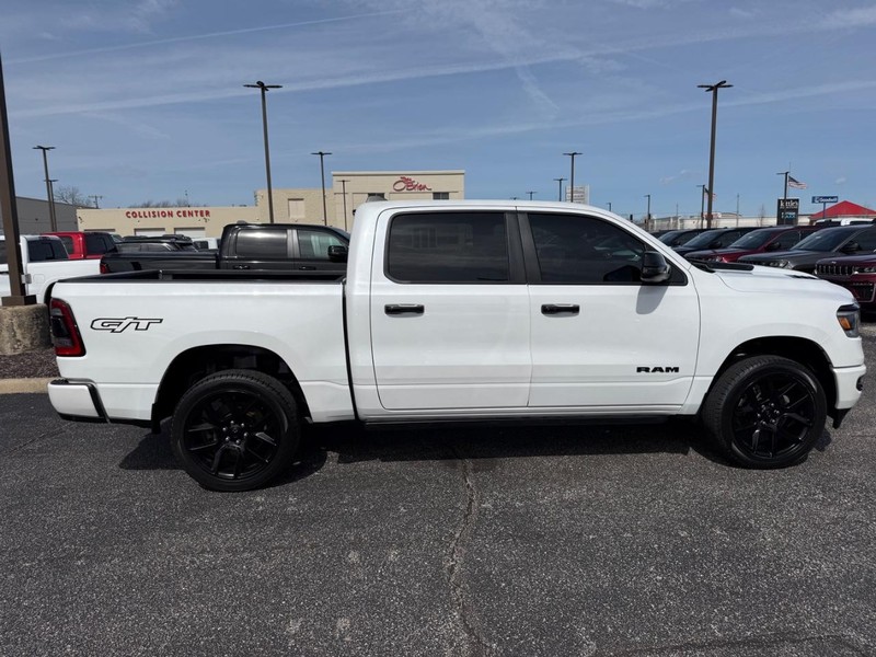 Ram 1500 Vehicle Image 02