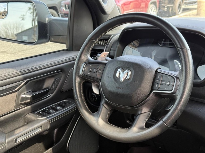 Ram 1500 Vehicle Image 13