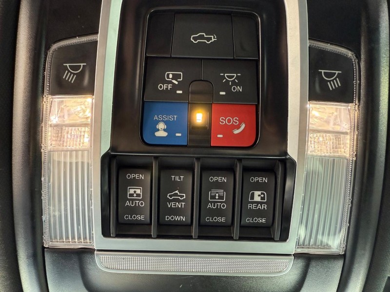 Ram 1500 Vehicle Image 21