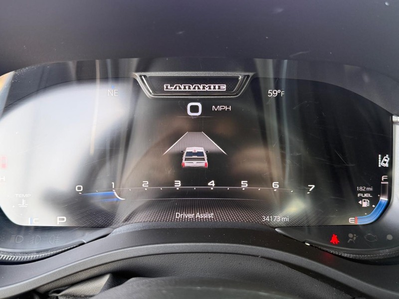 Ram 1500 Vehicle Image 22