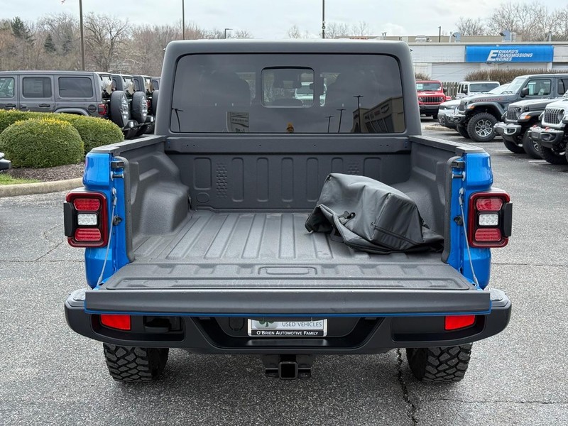 Jeep Gladiator Vehicle Image 07