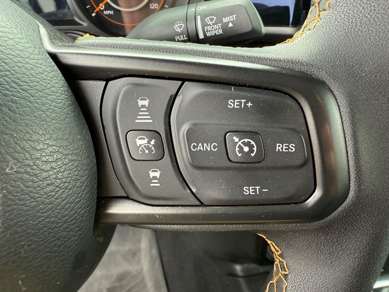 Jeep Gladiator Vehicle Image 14