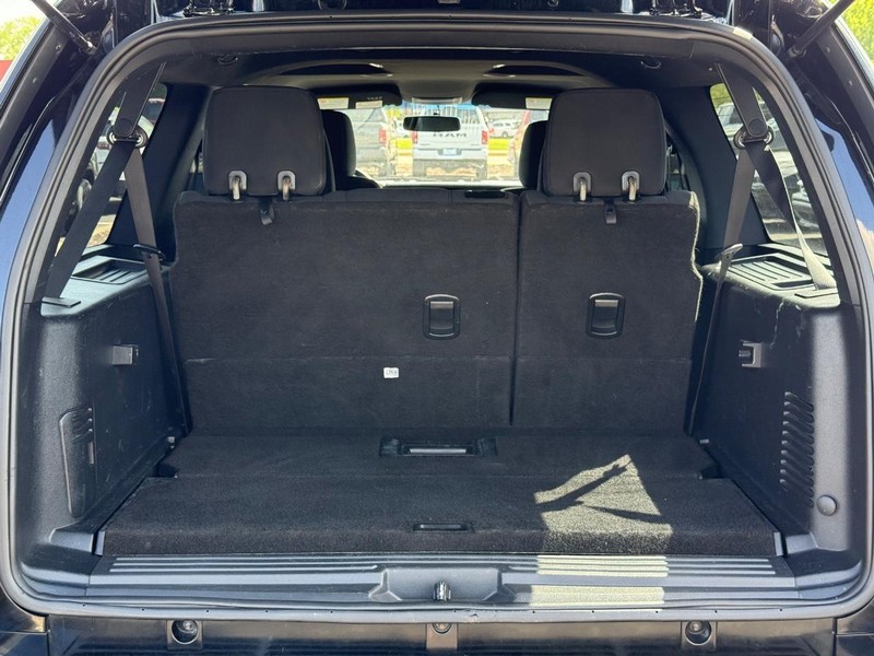 Ford Expedition EL Vehicle Image 07