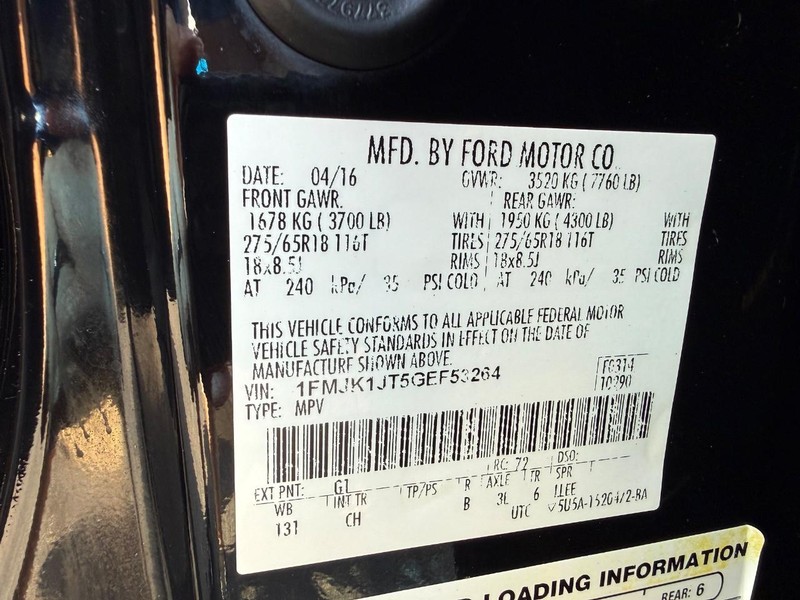 Ford Expedition EL Vehicle Image 25