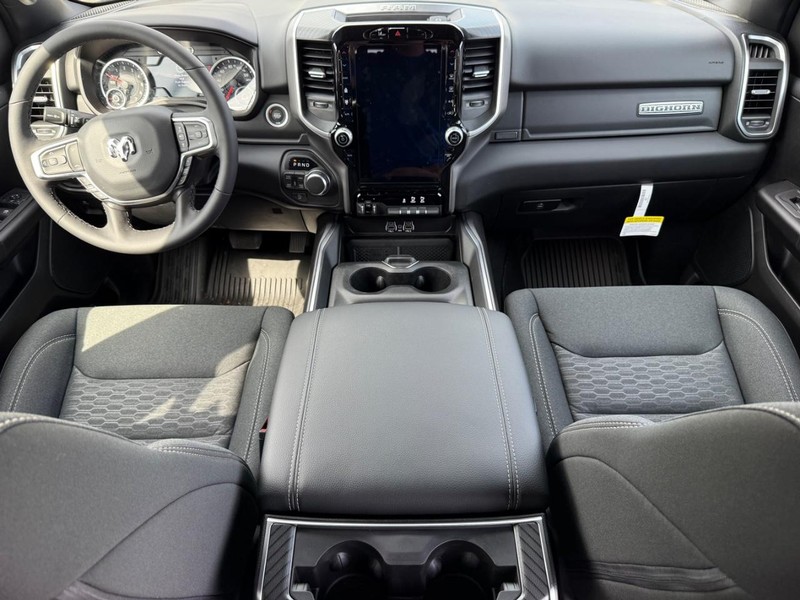 Ram 1500 Vehicle Image 05