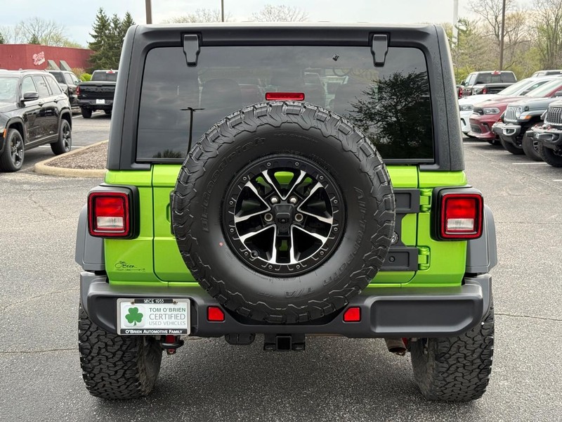 Jeep Wrangler Vehicle Image 04