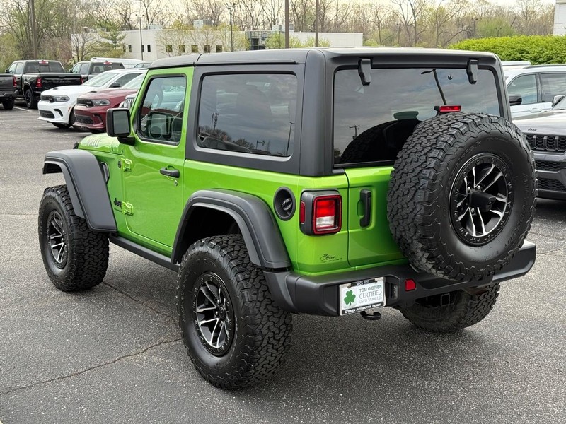 Jeep Wrangler Vehicle Image 05
