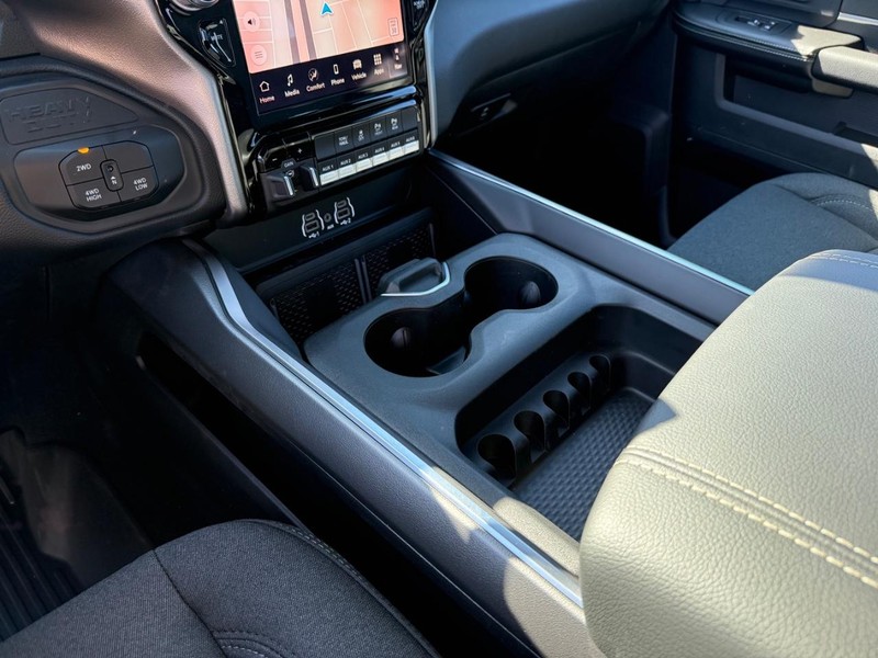 Ram 2500 Vehicle Image 12