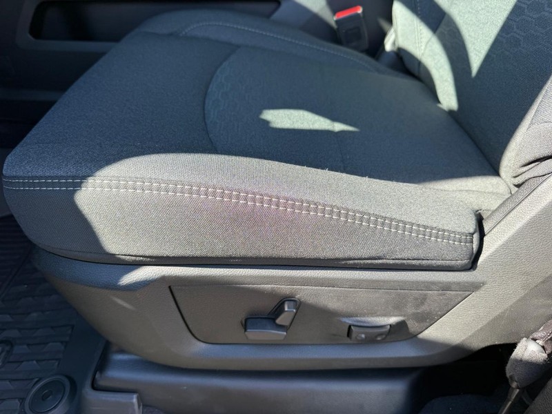 Ram 2500 Vehicle Image 17