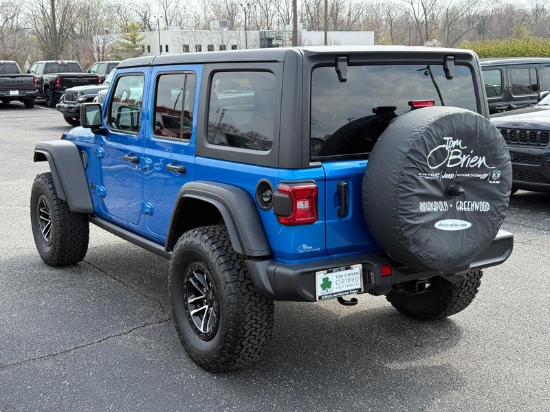Jeep Wrangler Vehicle Image 05