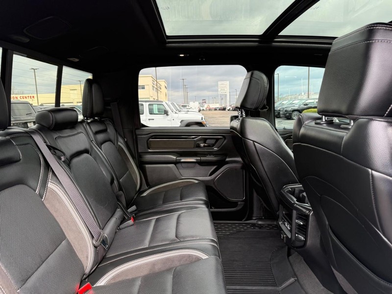 Ram 1500 Vehicle Image 10