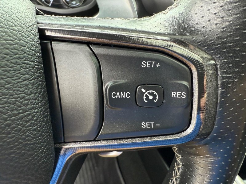 Ram 1500 Vehicle Image 15