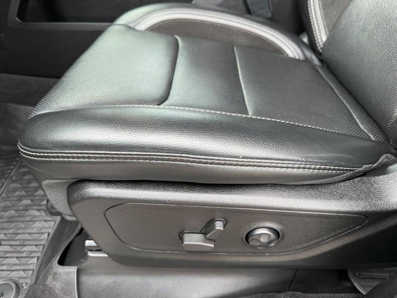 Ram 1500 Vehicle Image 25