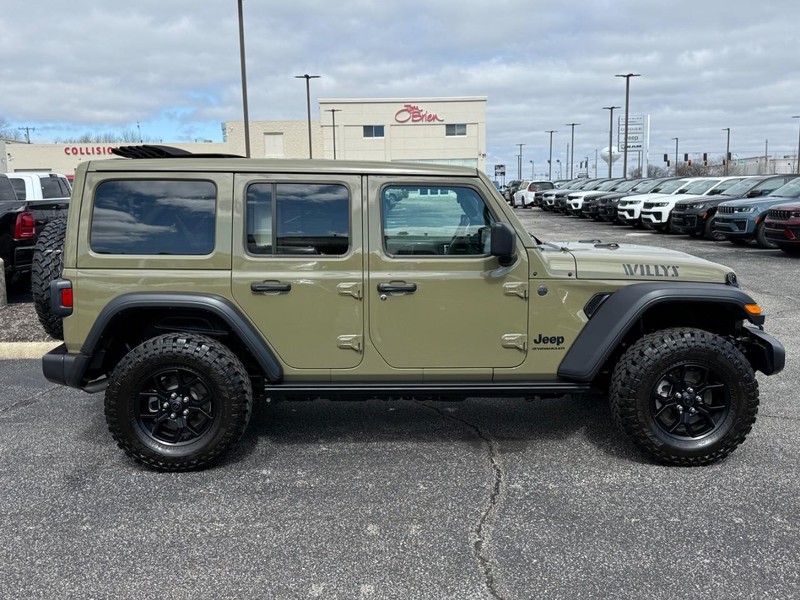 Jeep Wrangler Vehicle Image 02