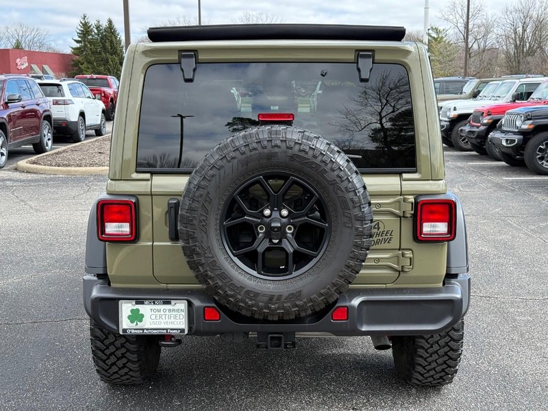 Jeep Wrangler Vehicle Image 04