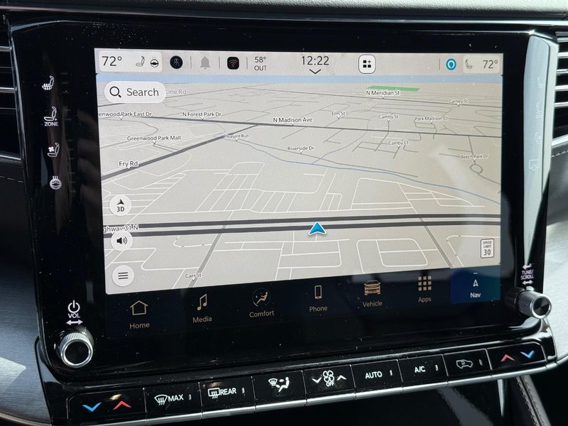 Jeep Grand Wagoneer L Vehicle Image 11