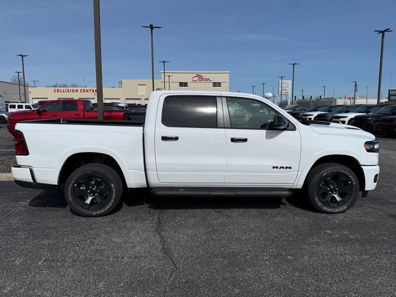 Ram 1500 Vehicle Image 02