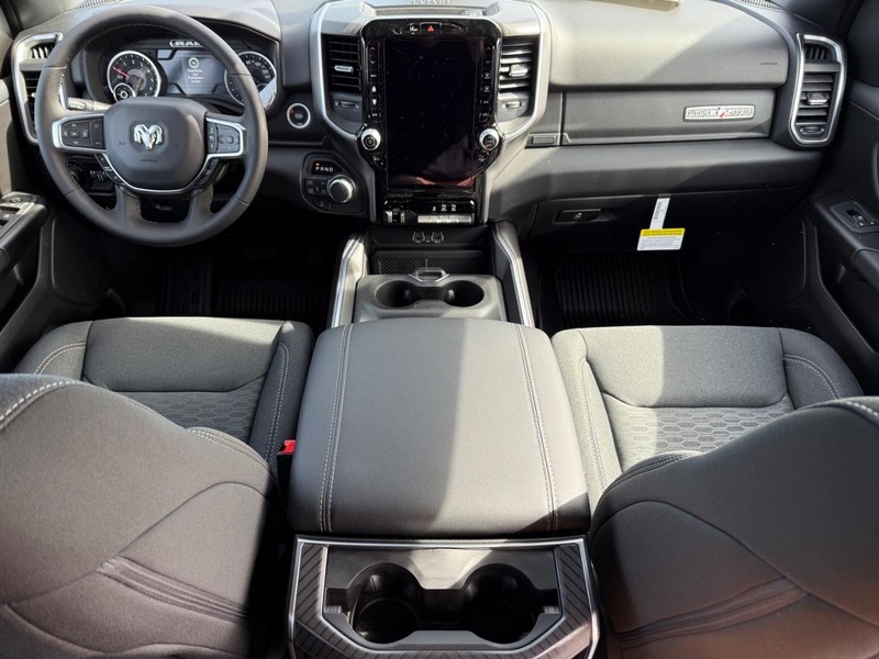 Ram 1500 Vehicle Image 05