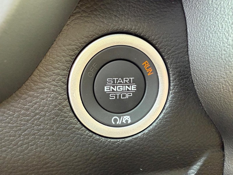 Ram 1500 Vehicle Image 09