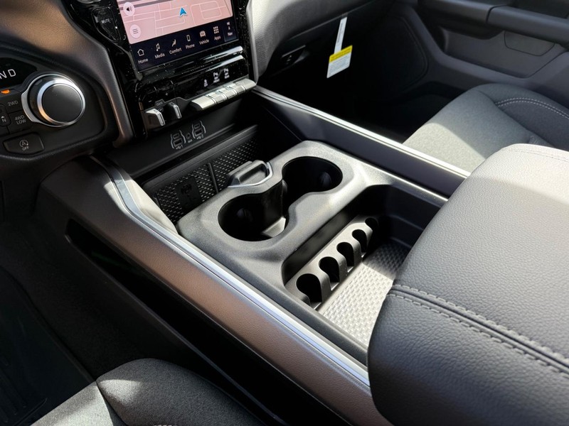 Ram 1500 Vehicle Image 12