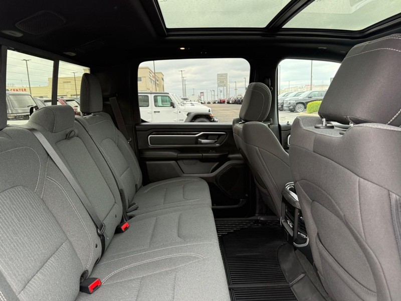 Ram 1500 Vehicle Image 10