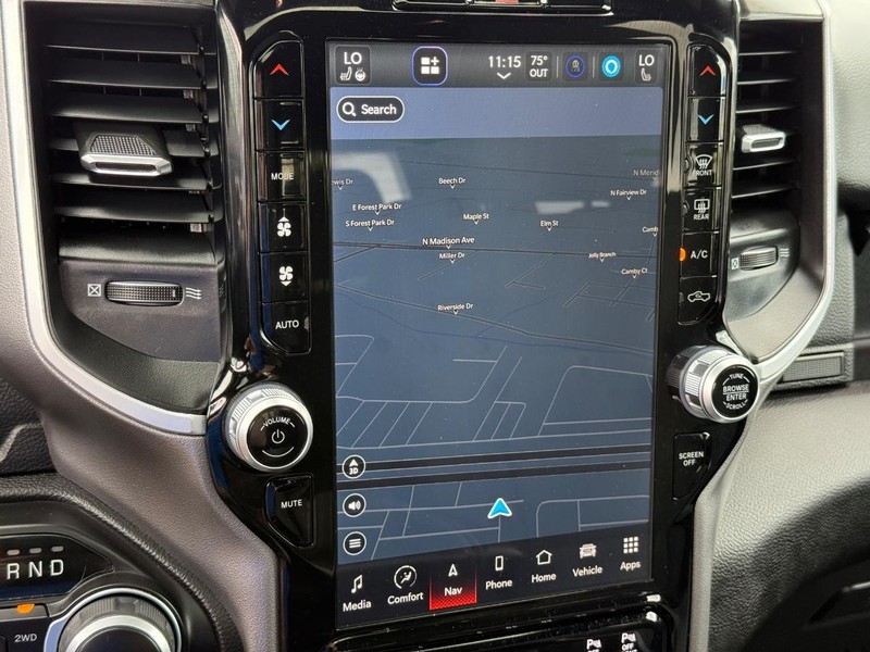 Ram 1500 Vehicle Image 17