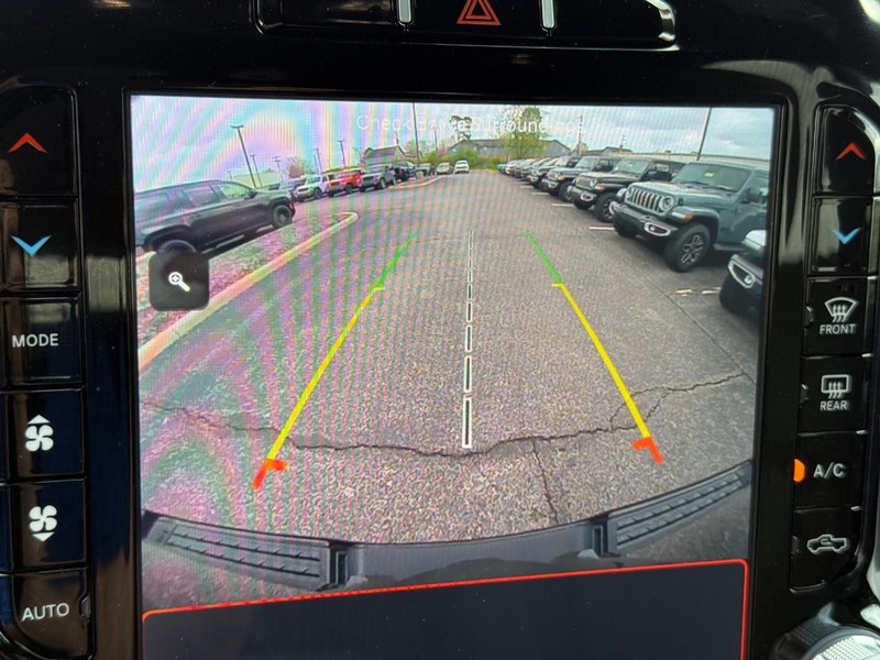 Ram 1500 Vehicle Image 18